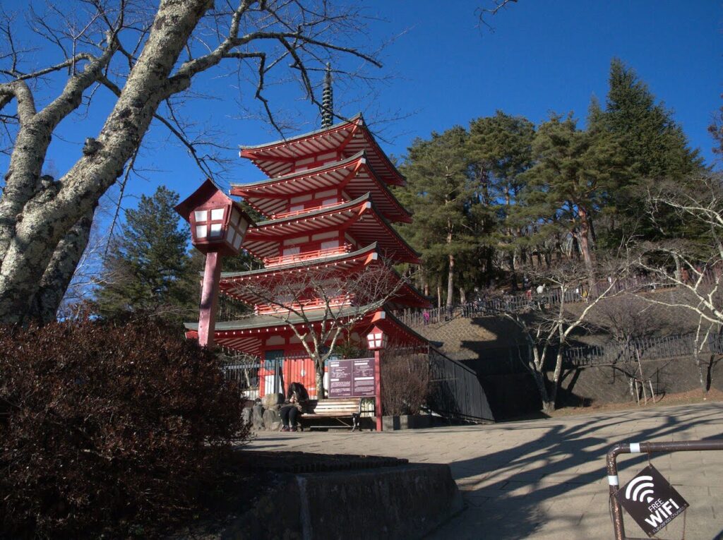 新倉富士浅間神社（山梨県）
