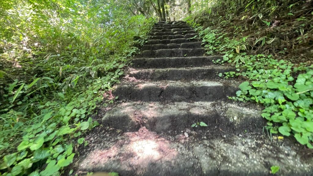 馬籠宿から馬籠峠を通って妻籠宿へ｜岐阜県中津川市と長野県南木曽町