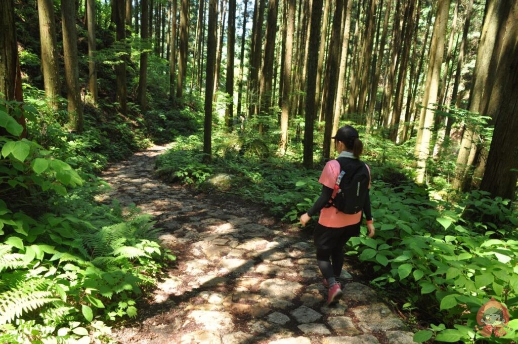 馬籠宿から馬籠峠を通って妻籠宿へ｜岐阜県中津川市と長野県南木曽町