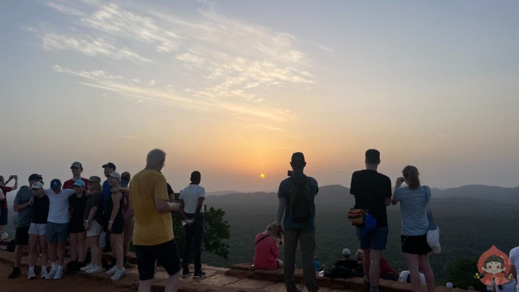 【スリランカ旅】世界遺産「シーギリヤロック」に早朝登山！朝日と絶景に出会う感動体験記
