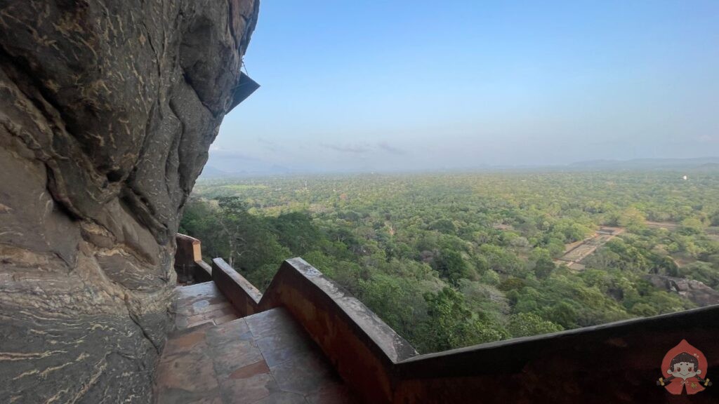 【スリランカ旅】世界遺産「シーギリヤロック」に早朝登山！朝日と絶景に出会う感動体験記