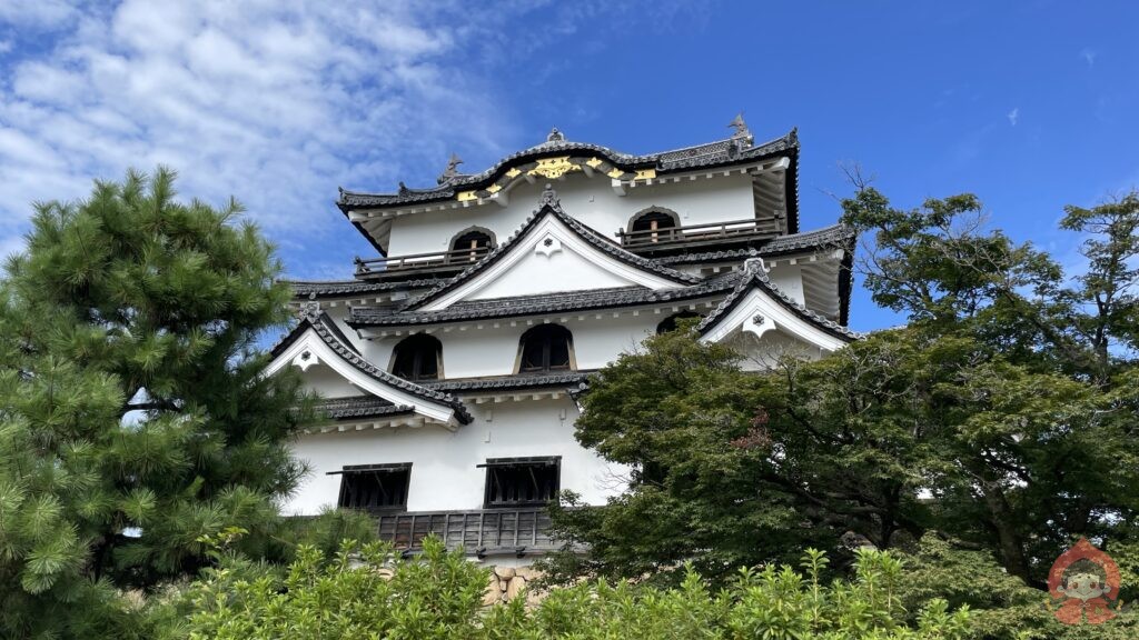彦根城の見どころと日本100名城スタンプ・御城印情報まとめ|観光アクセスも紹介