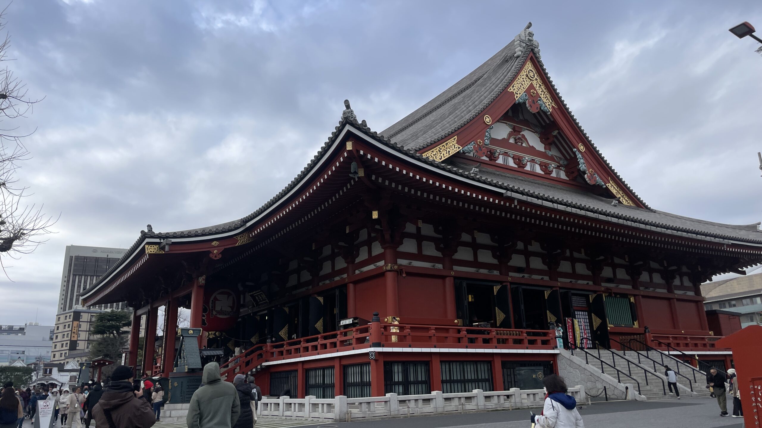 【初心者OK】浅草寺の歴史と見どころを一気に理解｜雷門・本堂・五重塔の意味まで
